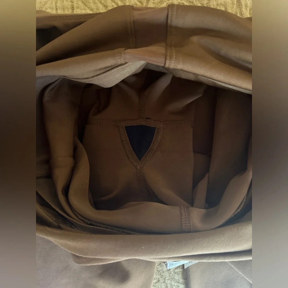 Airbrush Physique Onesie from ALO in cinnamon brown - Picture 11 of 11
